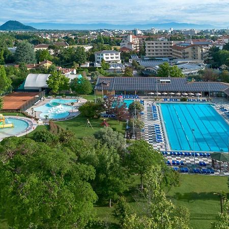 Hotel Petrarca Terme Montegrotto Terme Exterior foto